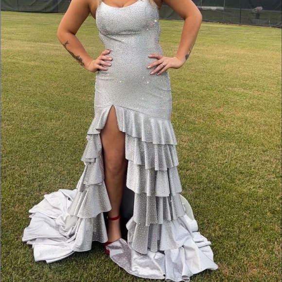 Sherri Hill Silver Prom Dress - Picture 2 of 3